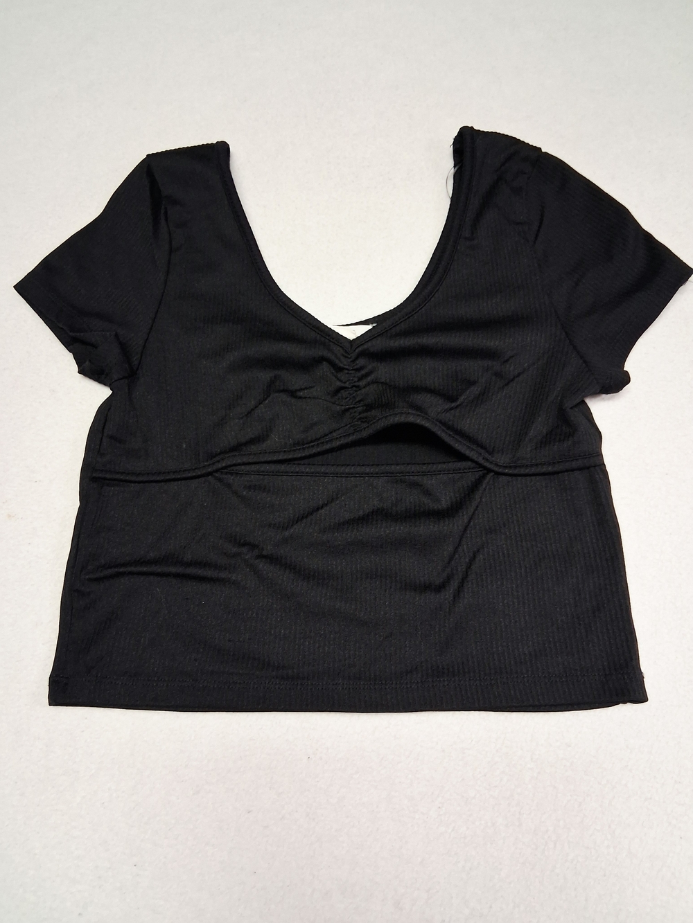Black Short Sleeve Ruched Front Crop Top
